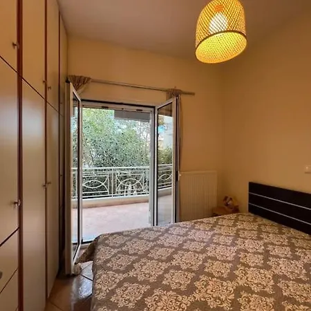 κοντά στη θάλασσα στην πολη κυπαρισσια * キパリシア